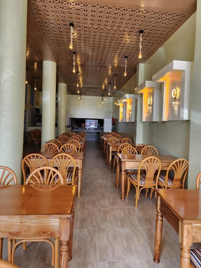 Royal Prince Hotel, Meru Extérieur photo